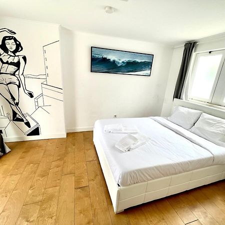 Oeiras Beach Private Room 9 - Double Bedroom With Shared Bathroom & Terrace Exterior foto