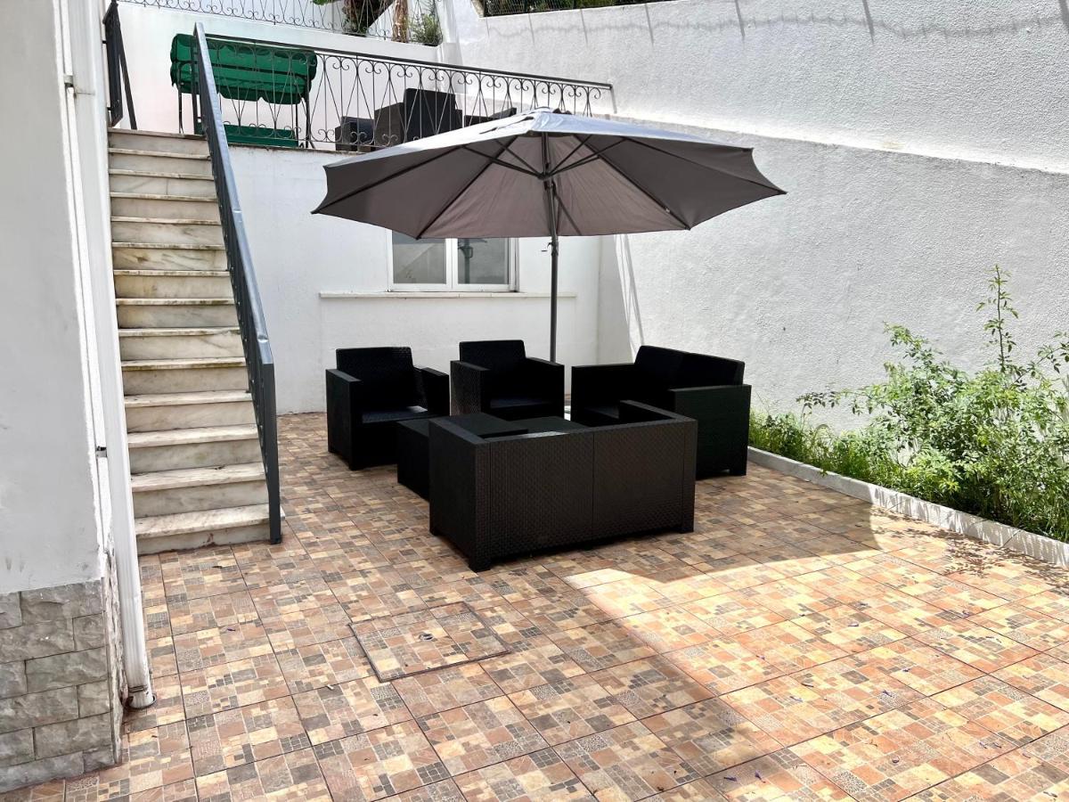 Oeiras Beach Private Room 9 - Double Bedroom With Shared Bathroom & Terrace Exterior foto